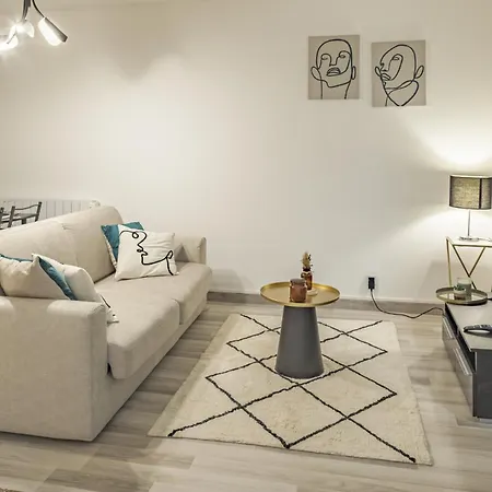 Julia Home, Madamedemconciergerie Apartment Reims