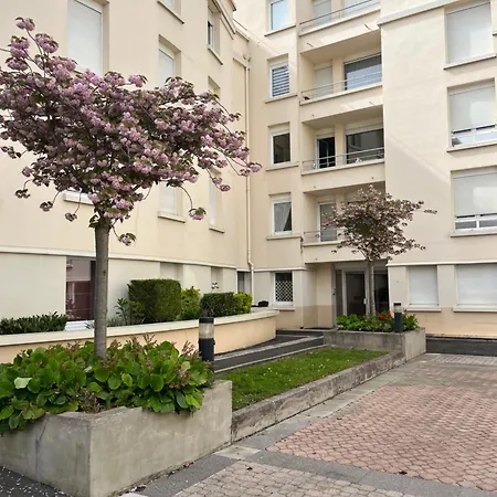 Julia Home, Madamedemconciergerie Apartamento Reims