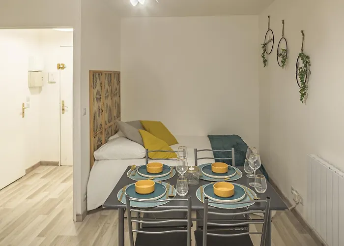 Appartement Julia Home, Madamedemconciergerie Reims