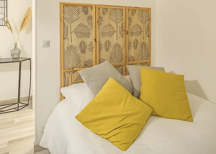 Julia Home, Madamedemconciergerie Appartement *